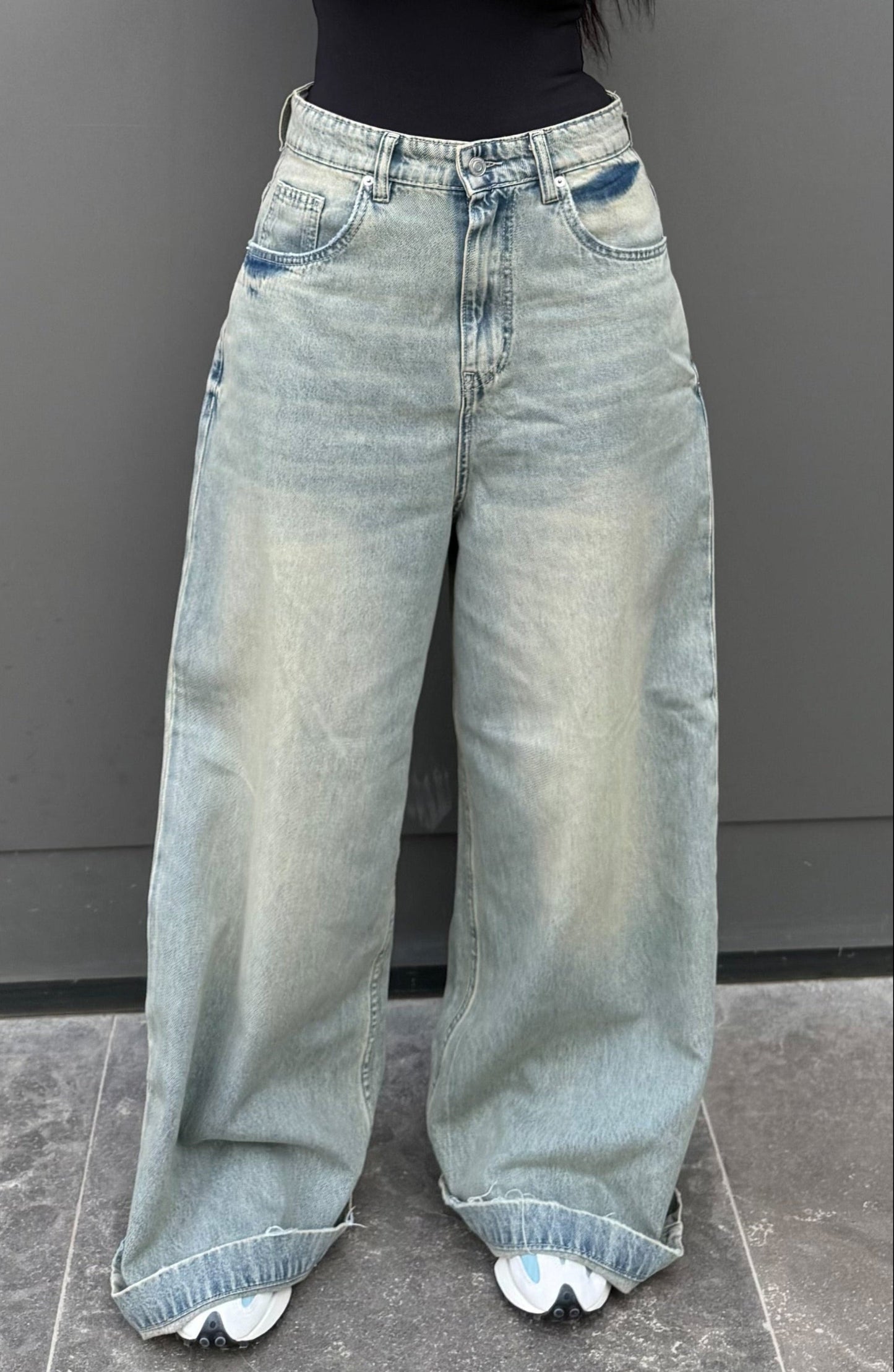 DIRTY WIDE JEAN