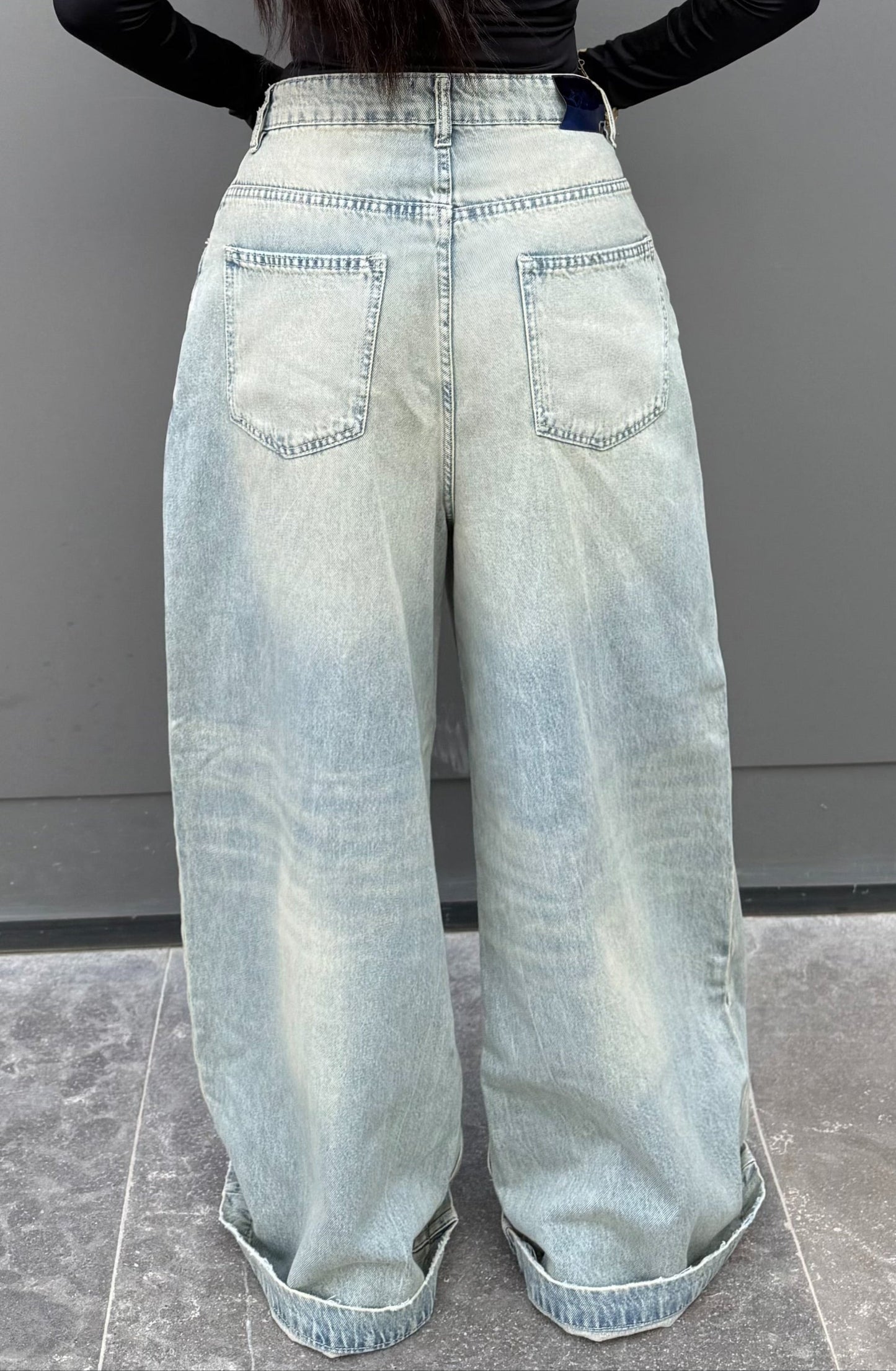 DIRTY WIDE JEAN